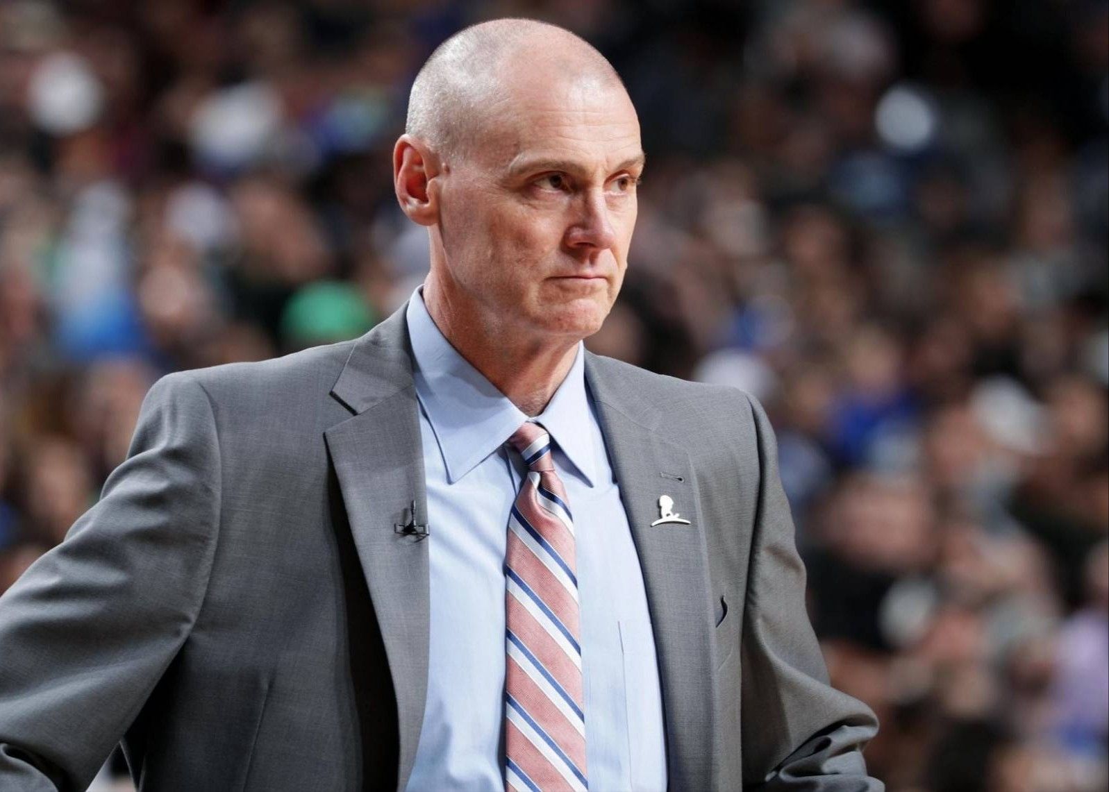 Kaiyun sports-冠军教头！卡莱尔成为现役联盟最年长的NBA主教练