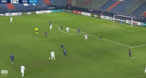 1612996389167004317.gif 02.gif